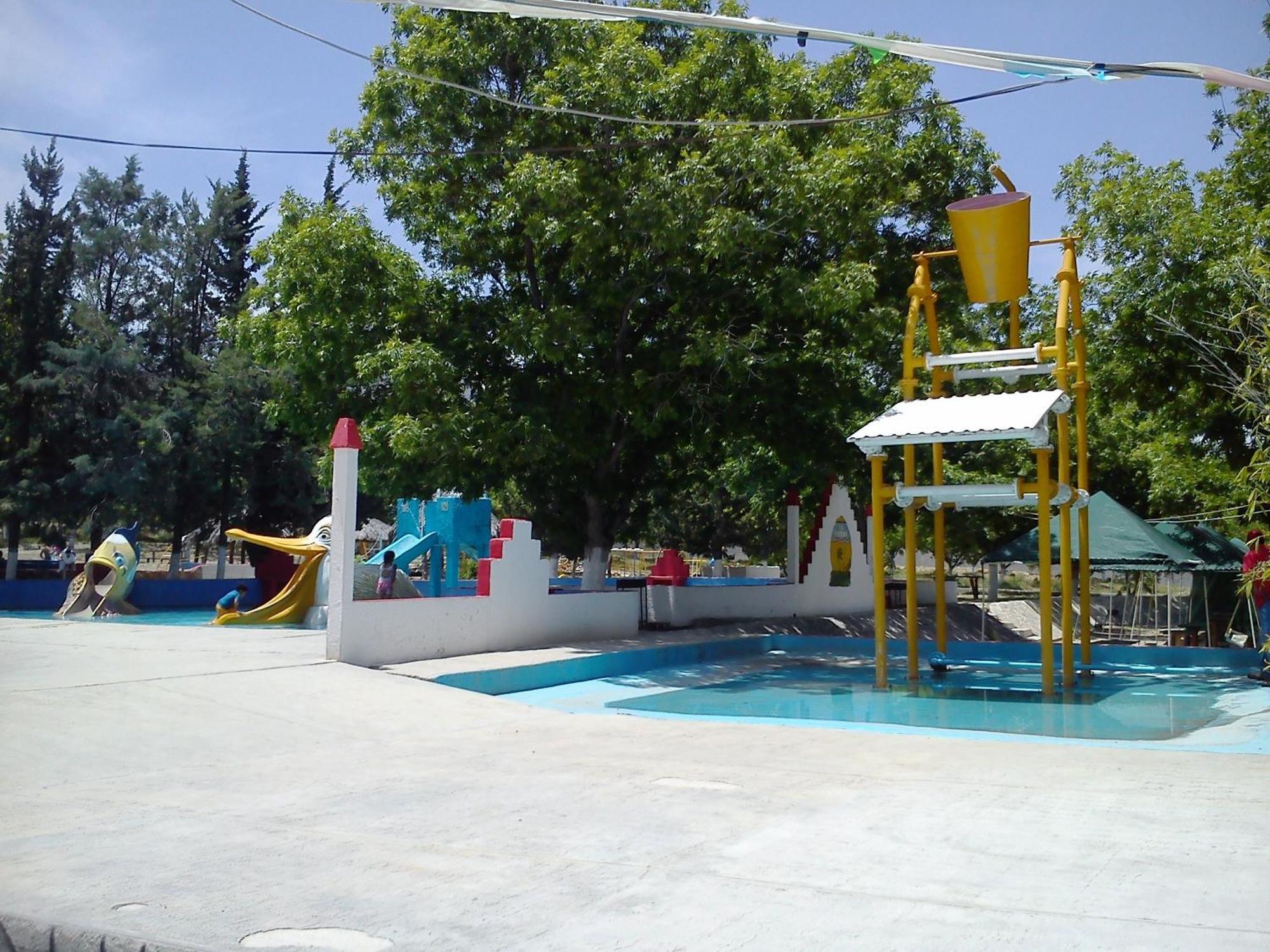 La Ilusion Hotel Campestre Y Balneario Parras de la Fuente Buitenkant foto