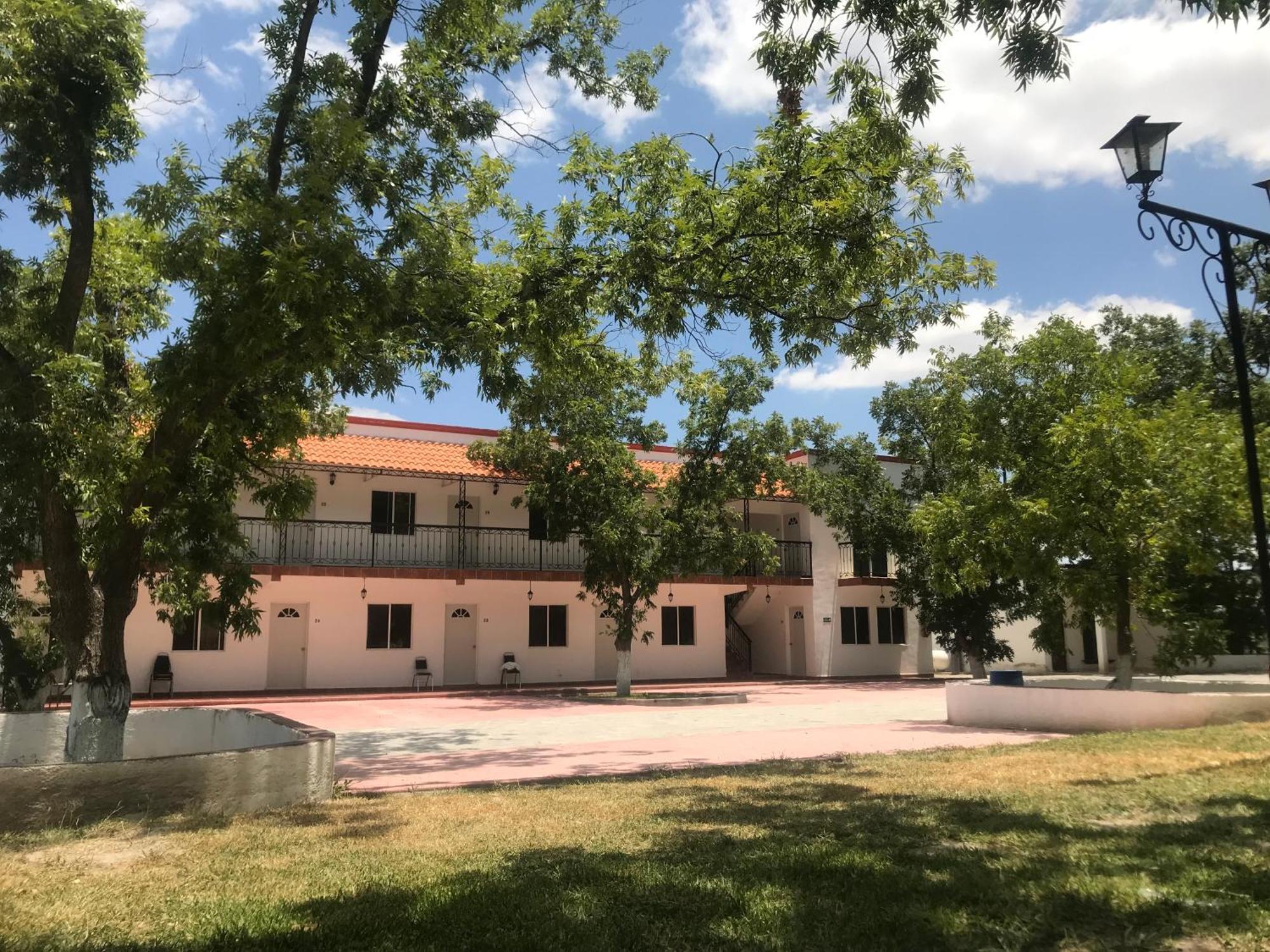La Ilusion Hotel Campestre Y Balneario Parras de la Fuente Buitenkant foto